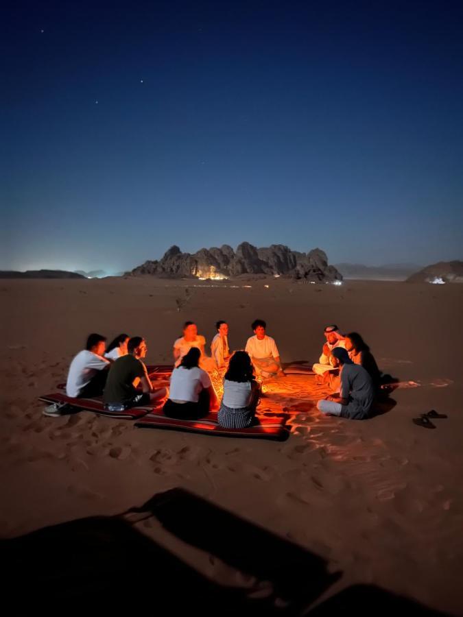 Wadi Rum Sunset Camp Exteriör bild