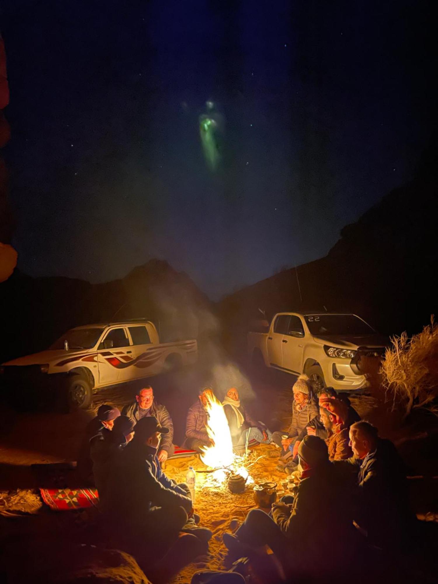 Wadi Rum Sunset Camp Exteriör bild